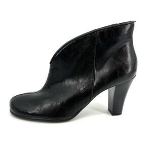 Aerosoles A2 Gravity Black Leather Pull-On‎ booties Heel Ankle Boots (7M)